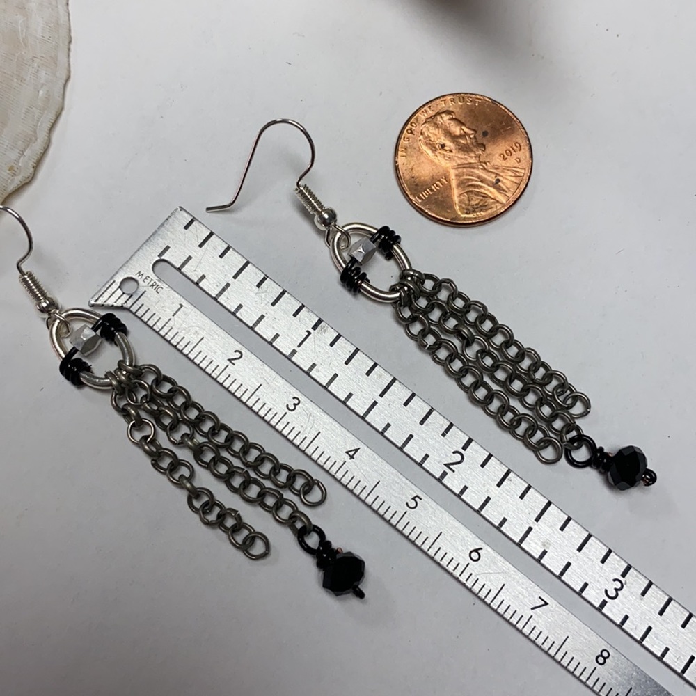 NWOT Alternative chain earrings funky gray black - Picture 4 of 6